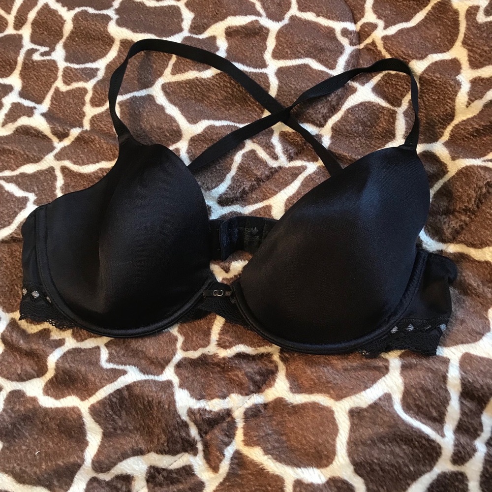 Lily of France bra with adjustable straps